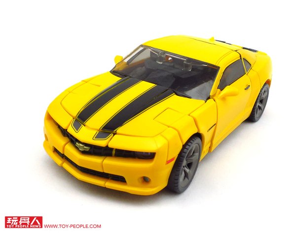 Movie Masterpiece Bumblebee MPM 3 Extensive Photo Gallery 08 (8 of 59)